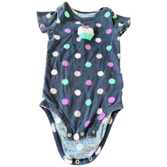 Good😀 condition CARTER’S and RABBIT SKINS pack of two onesies, size 18 mos - Picture 3 of 8